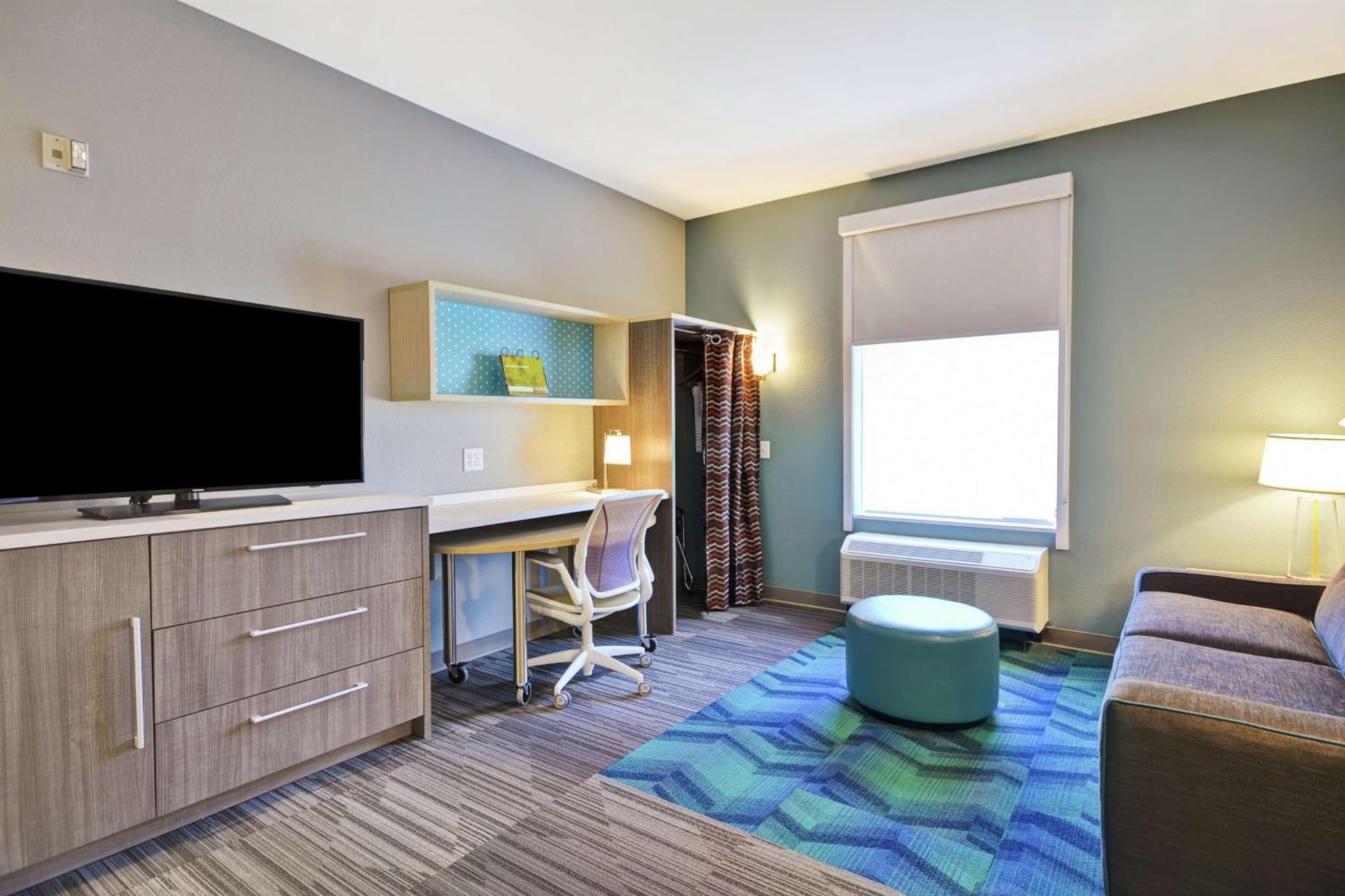 Hotel Home2 By Hilton George Queensbury